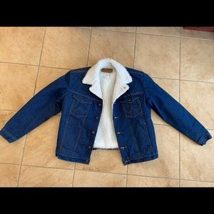 New Men’s Wrangler Sherpa lined denim jacket